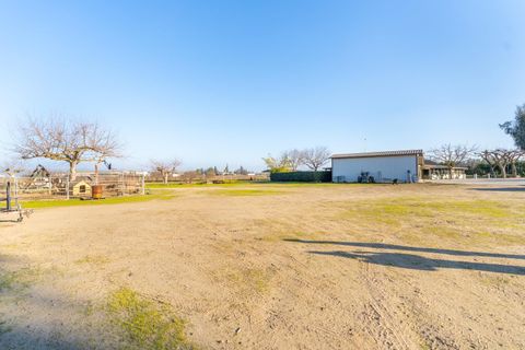 A home in Reedley