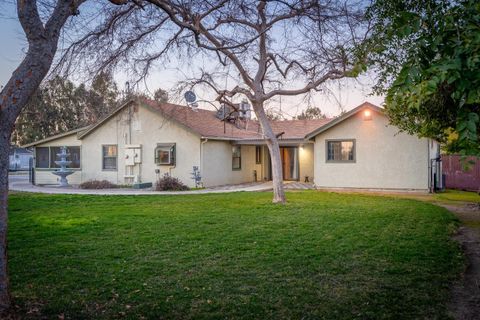 A home in Reedley