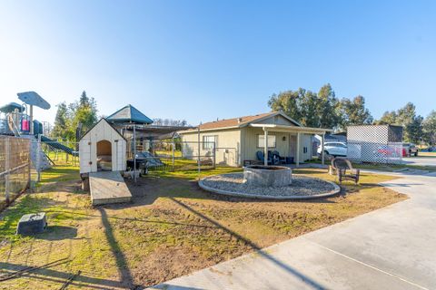 A home in Reedley