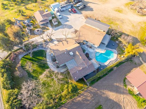 A home in Reedley