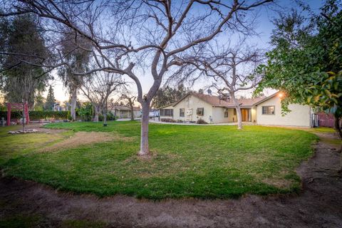 A home in Reedley