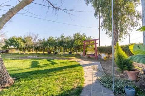 A home in Reedley