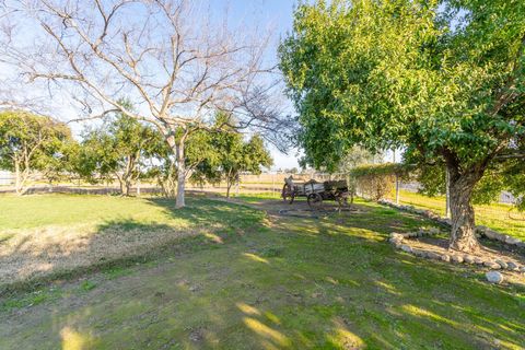 A home in Reedley