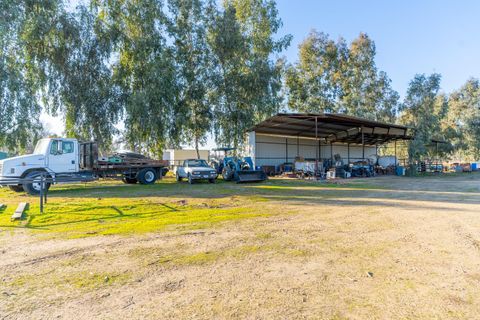 A home in Reedley