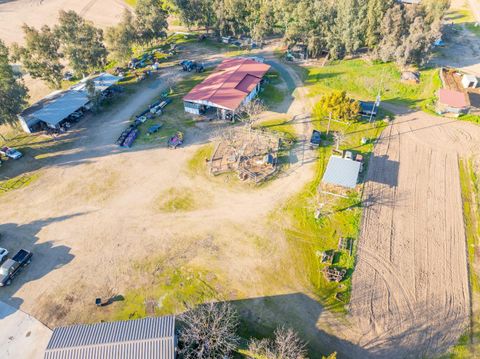 A home in Reedley