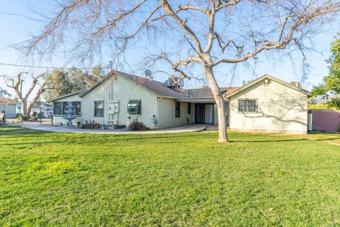 A home in Reedley