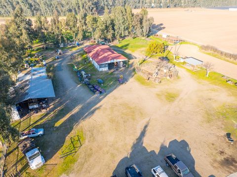 A home in Reedley