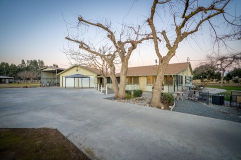 A home in Reedley