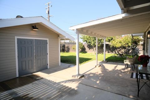 A home in Reedley