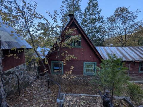 A home in Miramonte