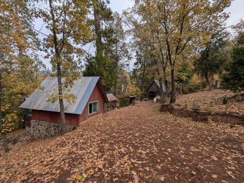 A home in Miramonte