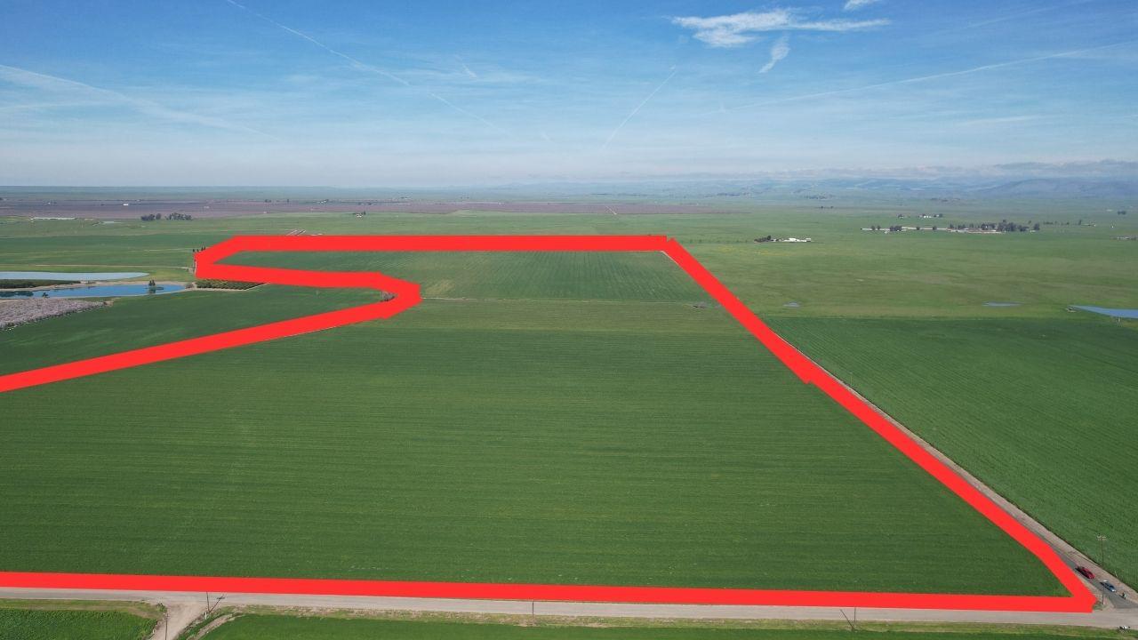 12010 E childs Avenue