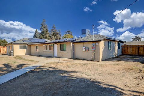 A home in Visalia