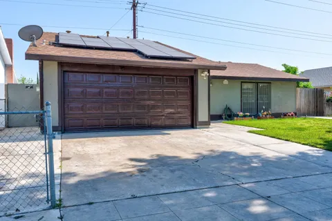 4828 E Florence Ave, Fresno, CA 93725 - MLS#: 629909
