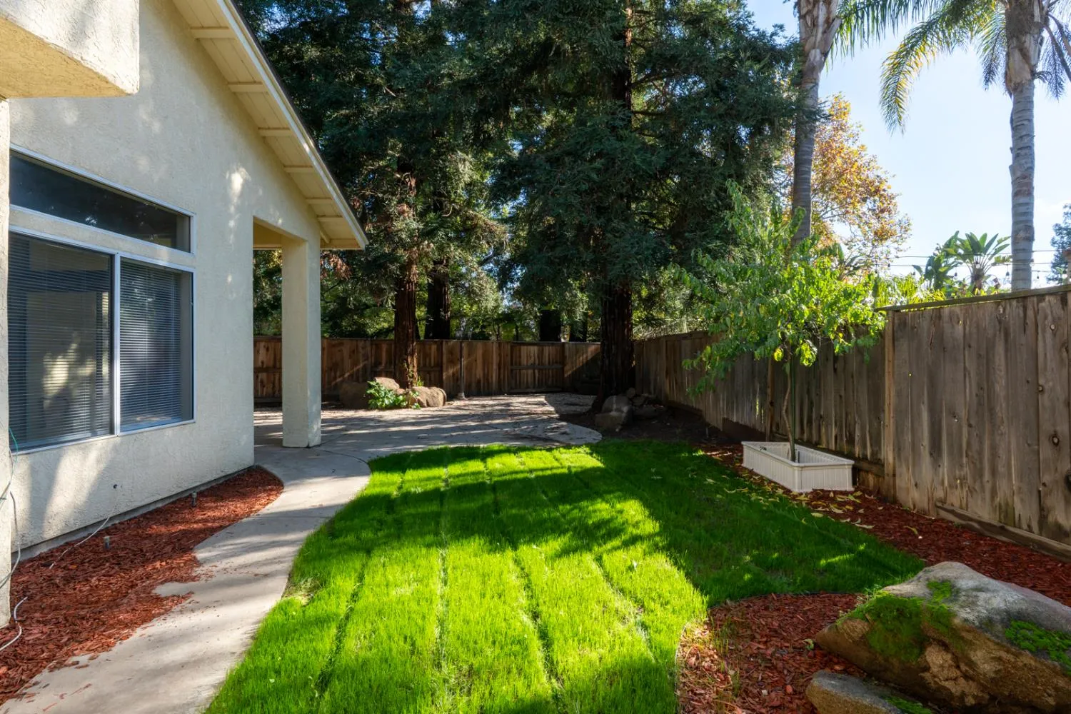 Fresno, California 93730, United States, 4 Bedrooms Bedrooms, ,3 BathroomsBathrooms,Residential,Active,247403