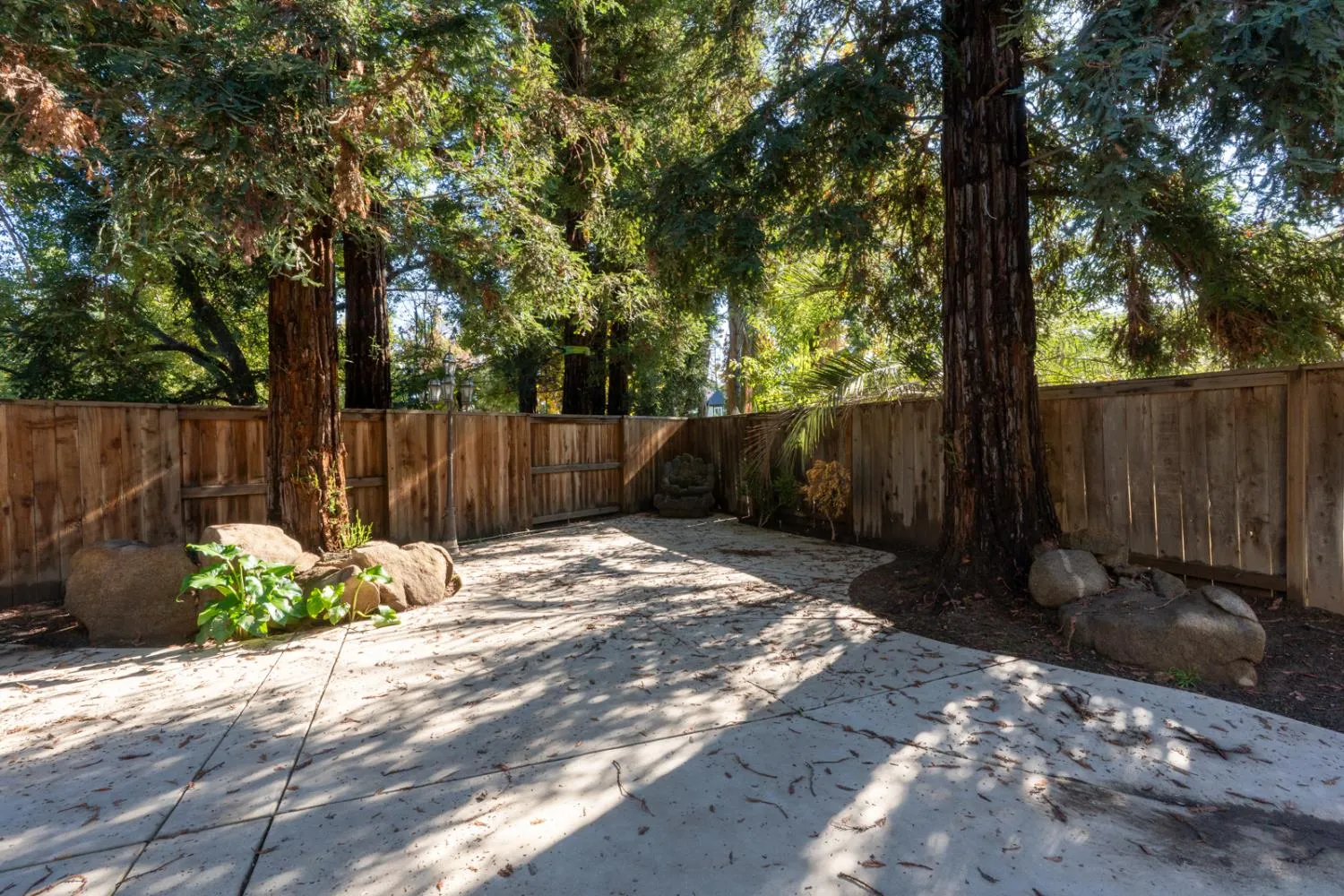 Fresno, California 93730, United States, 4 Bedrooms Bedrooms, ,3 BathroomsBathrooms,Residential,Active,247403