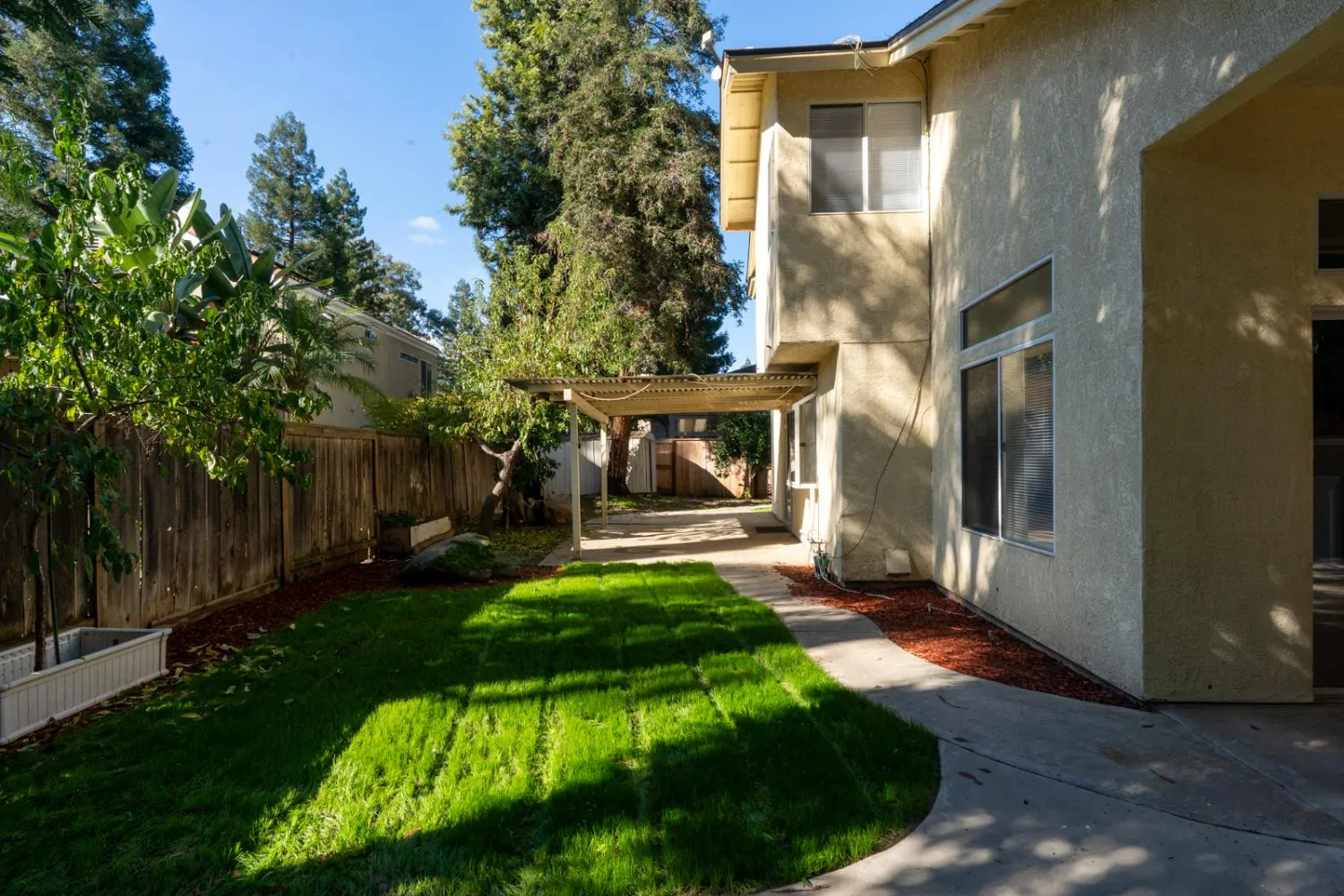 Fresno, California 93730, United States, 4 Bedrooms Bedrooms, ,3 BathroomsBathrooms,Residential,Active,247403