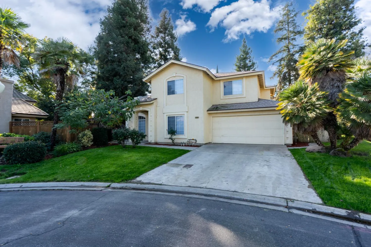 Fresno, California 93730, United States, 4 Bedrooms Bedrooms, ,3 BathroomsBathrooms,Residential,Active,247403