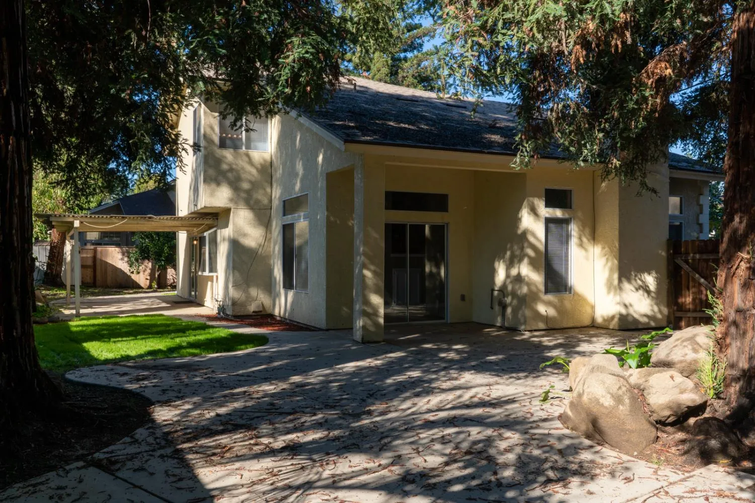 Fresno, California 93730, United States, 4 Bedrooms Bedrooms, ,3 BathroomsBathrooms,Residential,Active,247403