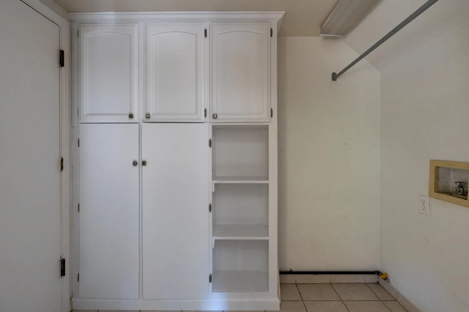 Fresno, California 93730, United States, 4 Bedrooms Bedrooms, ,3 BathroomsBathrooms,Residential,Active,247403