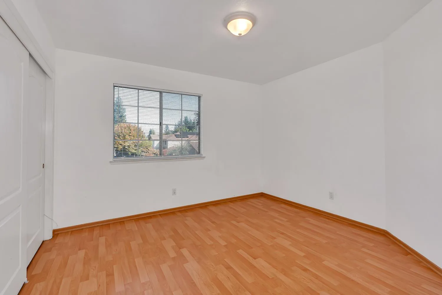 Fresno, California 93730, United States, 4 Bedrooms Bedrooms, ,3 BathroomsBathrooms,Residential,Active,247403