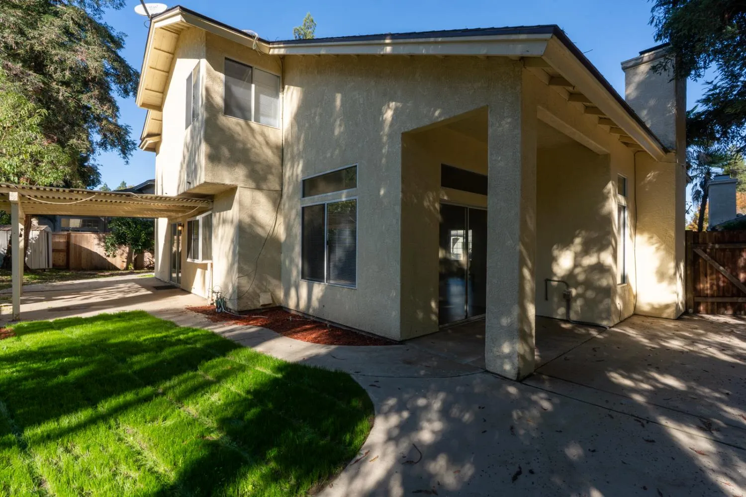 Fresno, California 93730, United States, 4 Bedrooms Bedrooms, ,3 BathroomsBathrooms,Residential,Active,247403