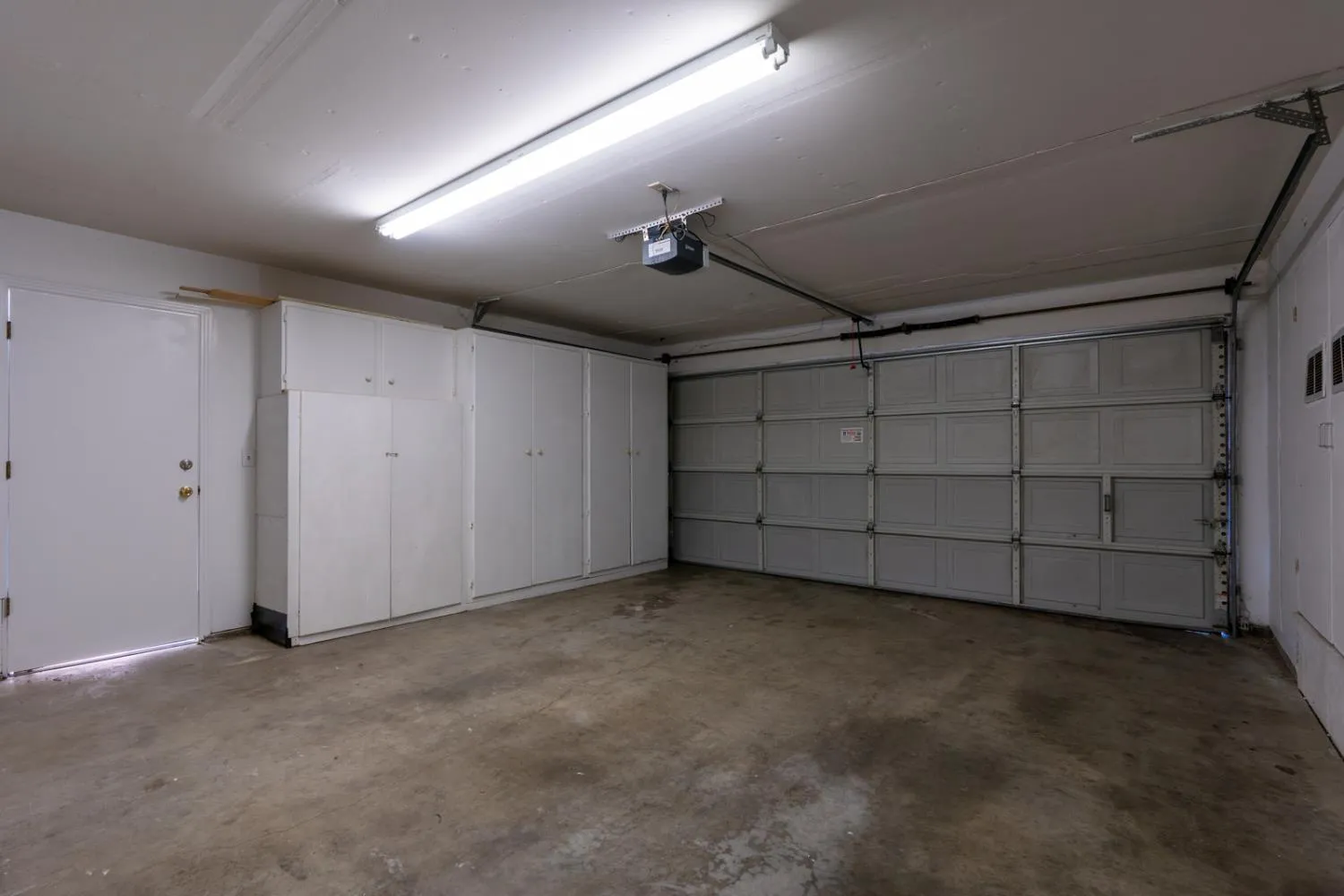 Fresno, California 93730, United States, 4 Bedrooms Bedrooms, ,3 BathroomsBathrooms,Residential,Active,247403