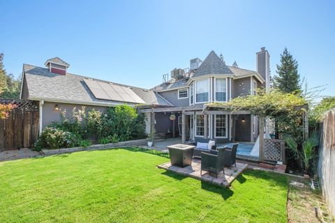 A home in Reedley