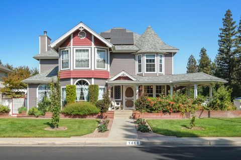 A home in Reedley