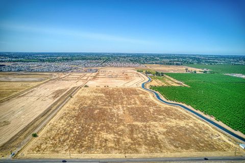 0 0 E Behymer Avenue Clovis CA 93619