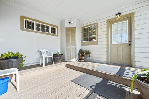 A home in Coalinga