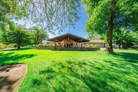 A home in Madera