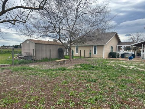 A home in Madera