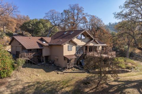 A home in Oakhurst