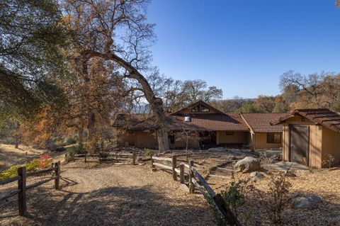 A home in Oakhurst