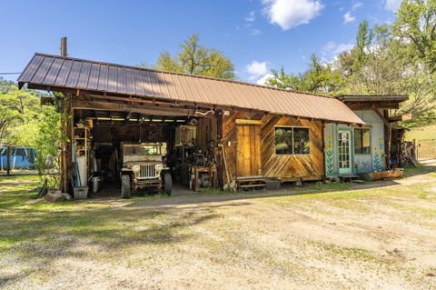 A home in North Fork