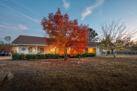 A home in Coarsegold