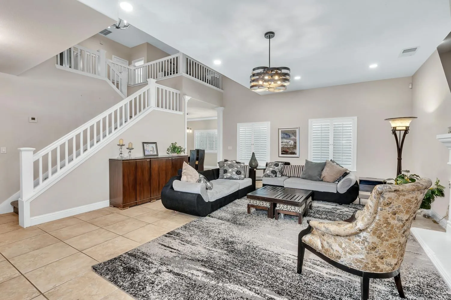 Fresno, California 93730, United States, 4 Bedrooms Bedrooms, ,3 BathroomsBathrooms,Residential,Active,112472