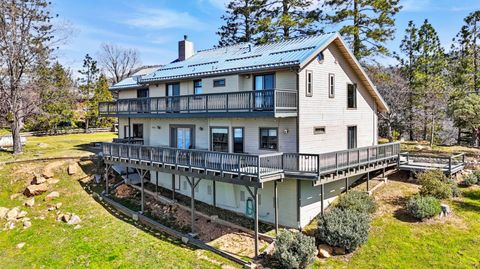 A home in North Fork