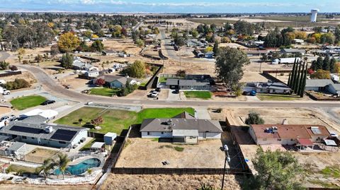 A home in Madera