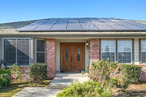 A home in Kingsburg