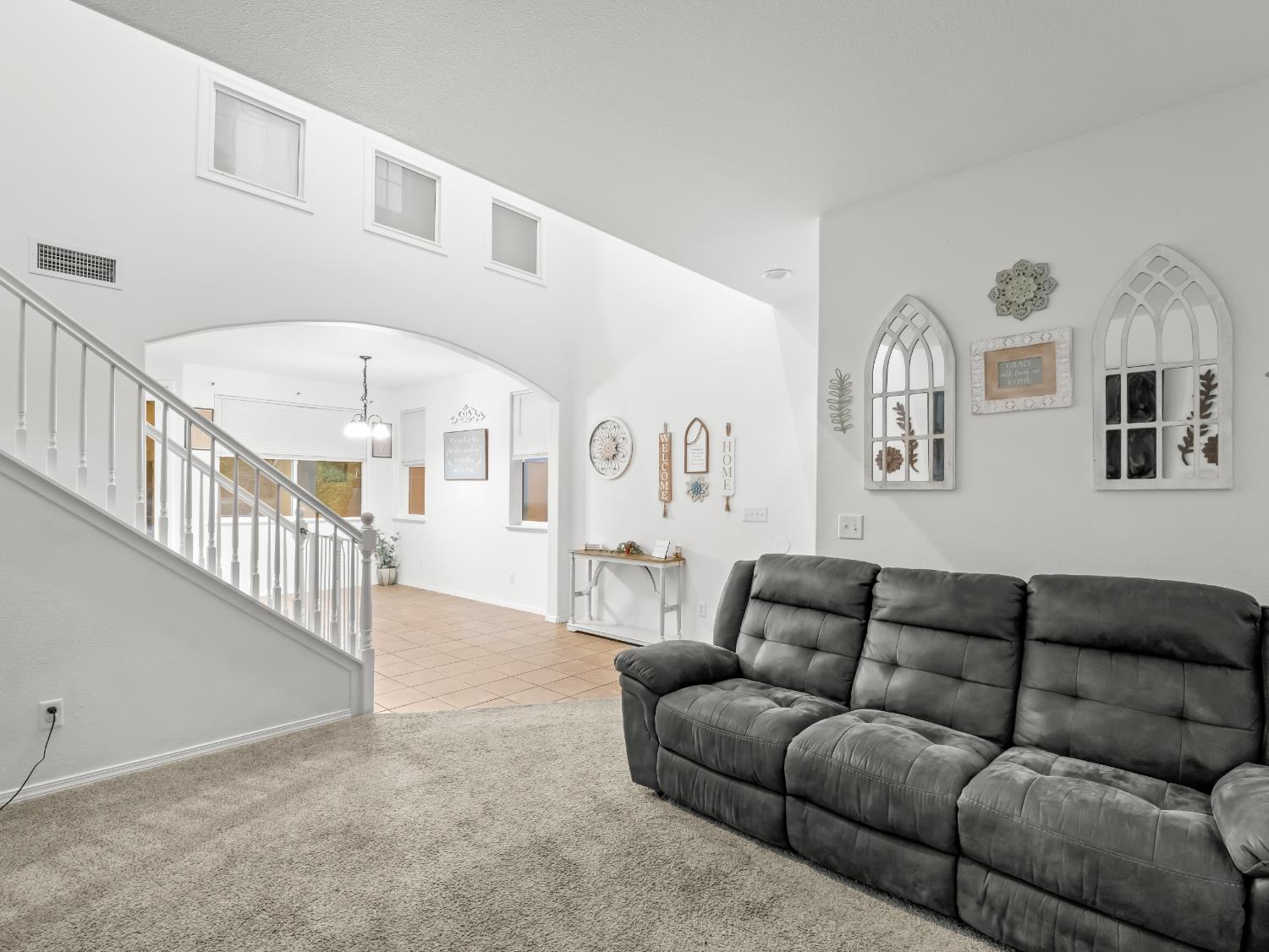 4056 W Pear Tree Lane - Photo 4