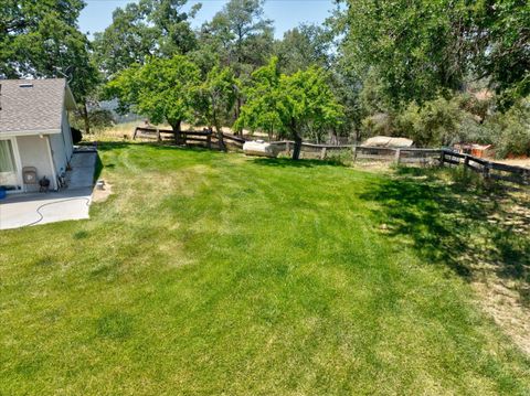 A home in North Fork