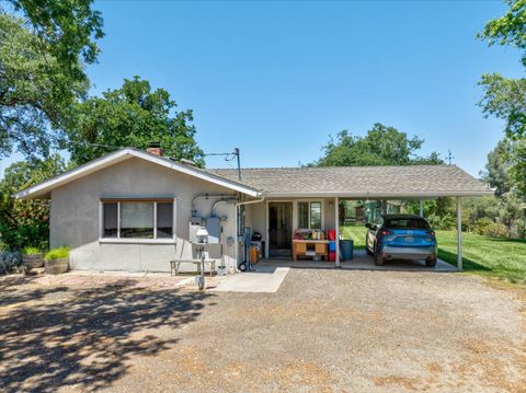 A home in North Fork