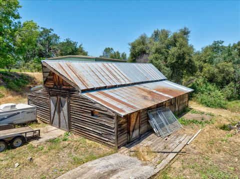 A home in North Fork