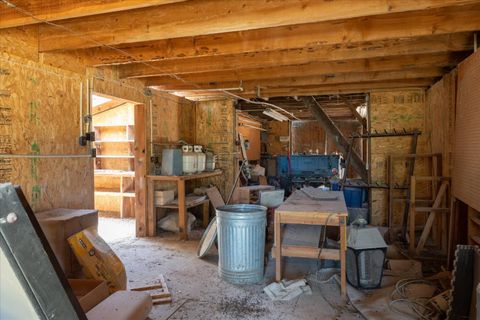 A home in North Fork