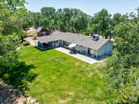 A home in North Fork