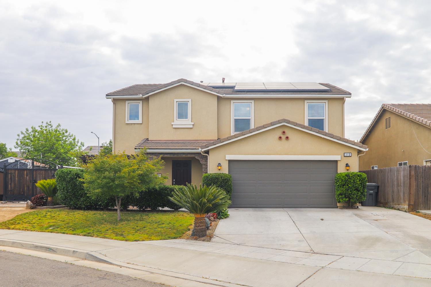 313 Fritz Street - Photo 2