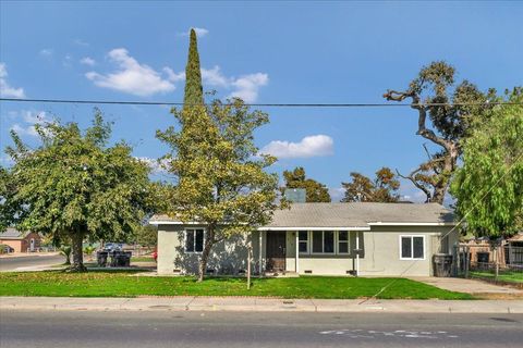 A home in Visalia