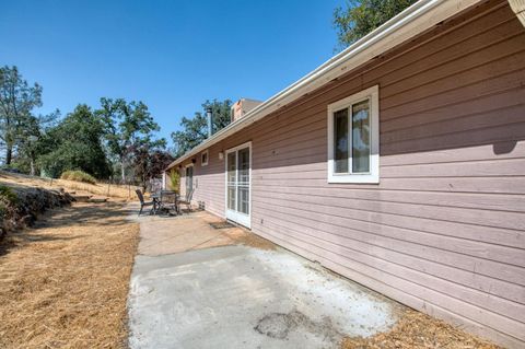 A home in North Fork